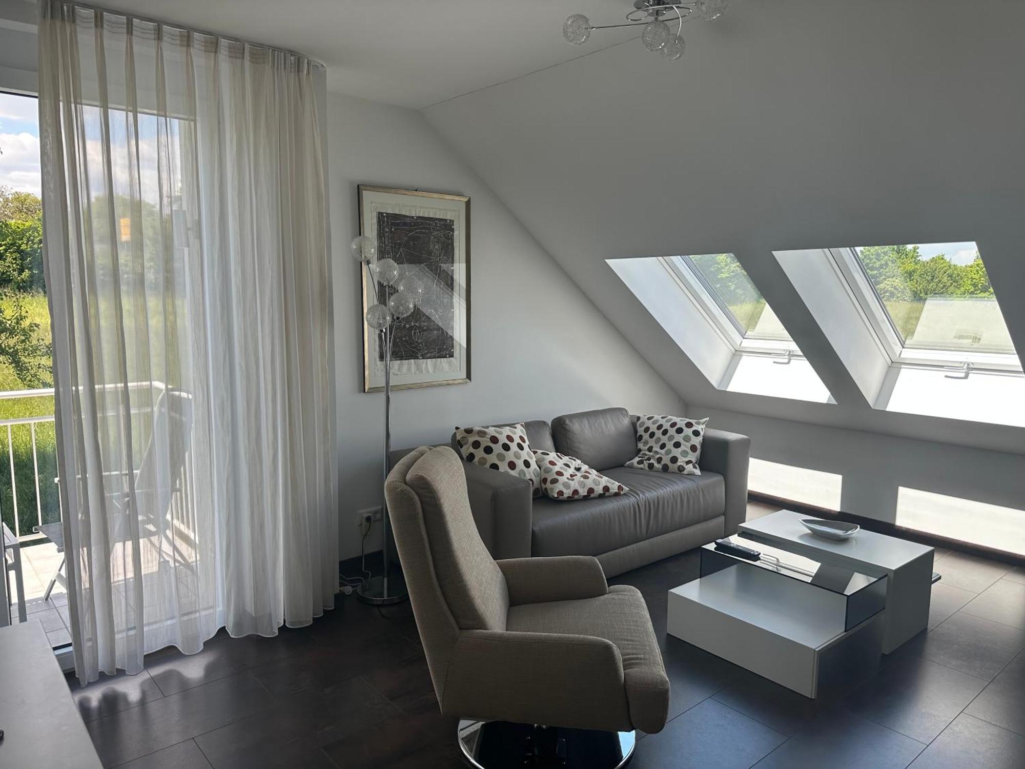 2-Zimmer-Ferienwohnung Mit Hotelservice Und 2 Balkons - Golf, Bike Und Wellness Im Markgraeflerland Bad Bellingen Zewnętrze zdjęcie